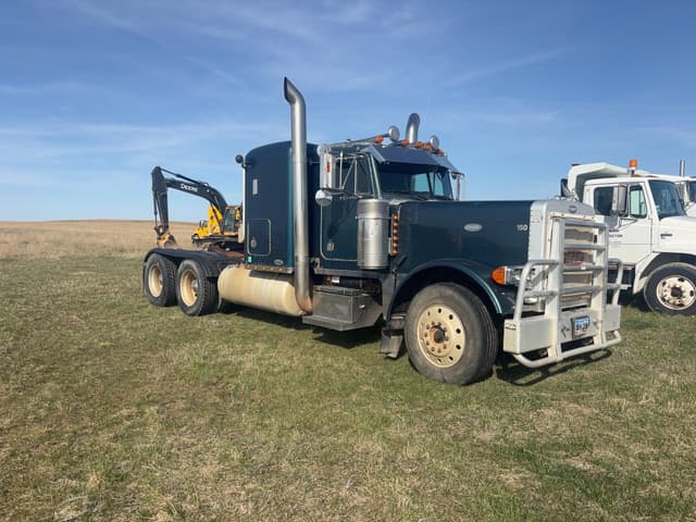Image of Peterbilt 379 equipment image 2