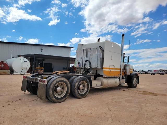 Image of Peterbilt 379 equipment image 4