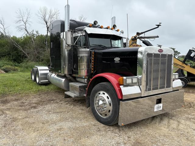 Image of Peterbilt 379EXHD equipment image 1
