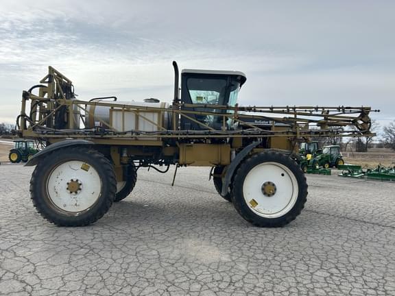 Image of Ag-Chem RoGator 854 equipment image 4