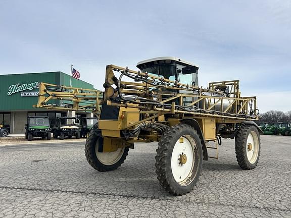 Image of Ag-Chem RoGator 854 Primary image