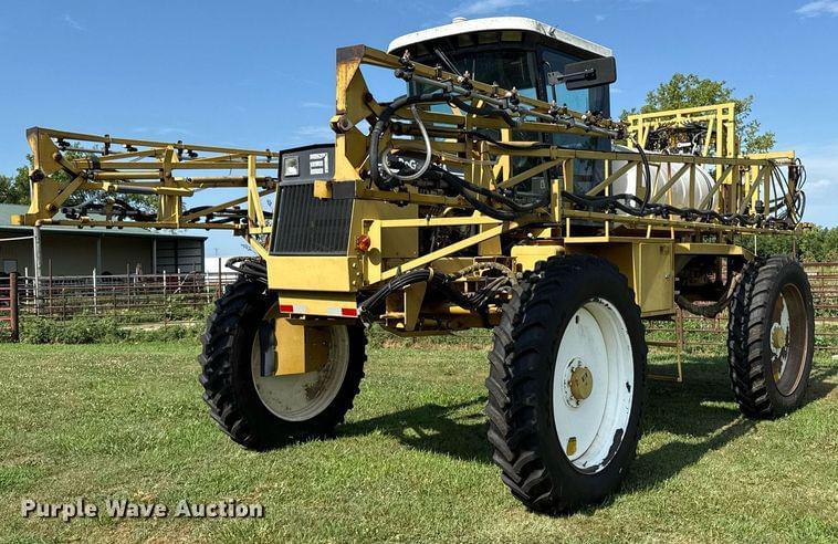 Image of Ag-Chem RoGator 854 Primary image