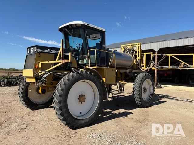 Image of Ag-Chem RoGator 854 equipment image 1
