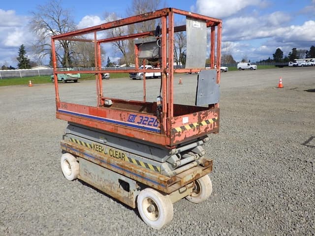 Image of Sky Jack SJ3220 equipment image 2