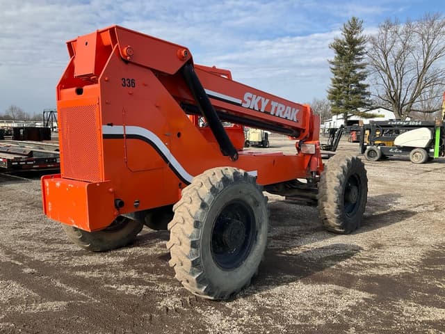 Image of Skytrak 6036 equipment image 4