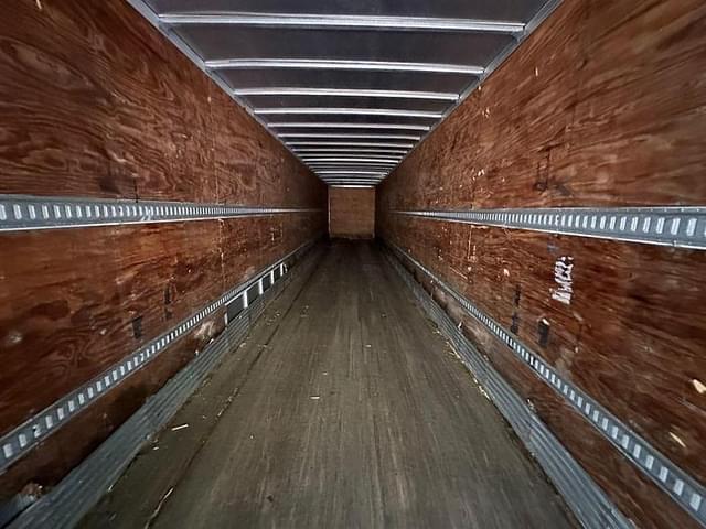 Image of Stoughton Dry Van equipment image 3