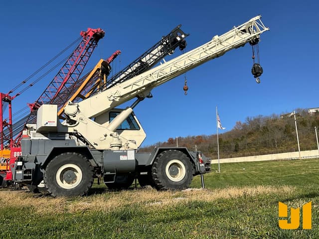 Image of Terex RT230 equipment image 3