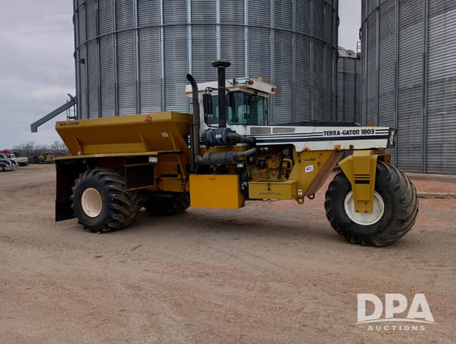 Image of Ag-Chem Terra-Gator 1803 equipment image 1
