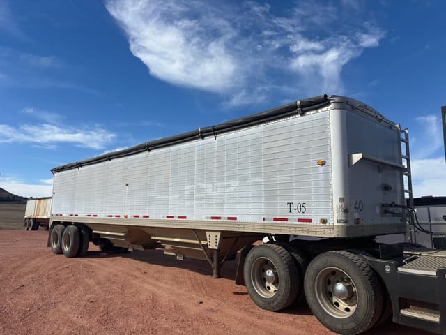 Image of Timpte Grain Trailer equipment image 1
