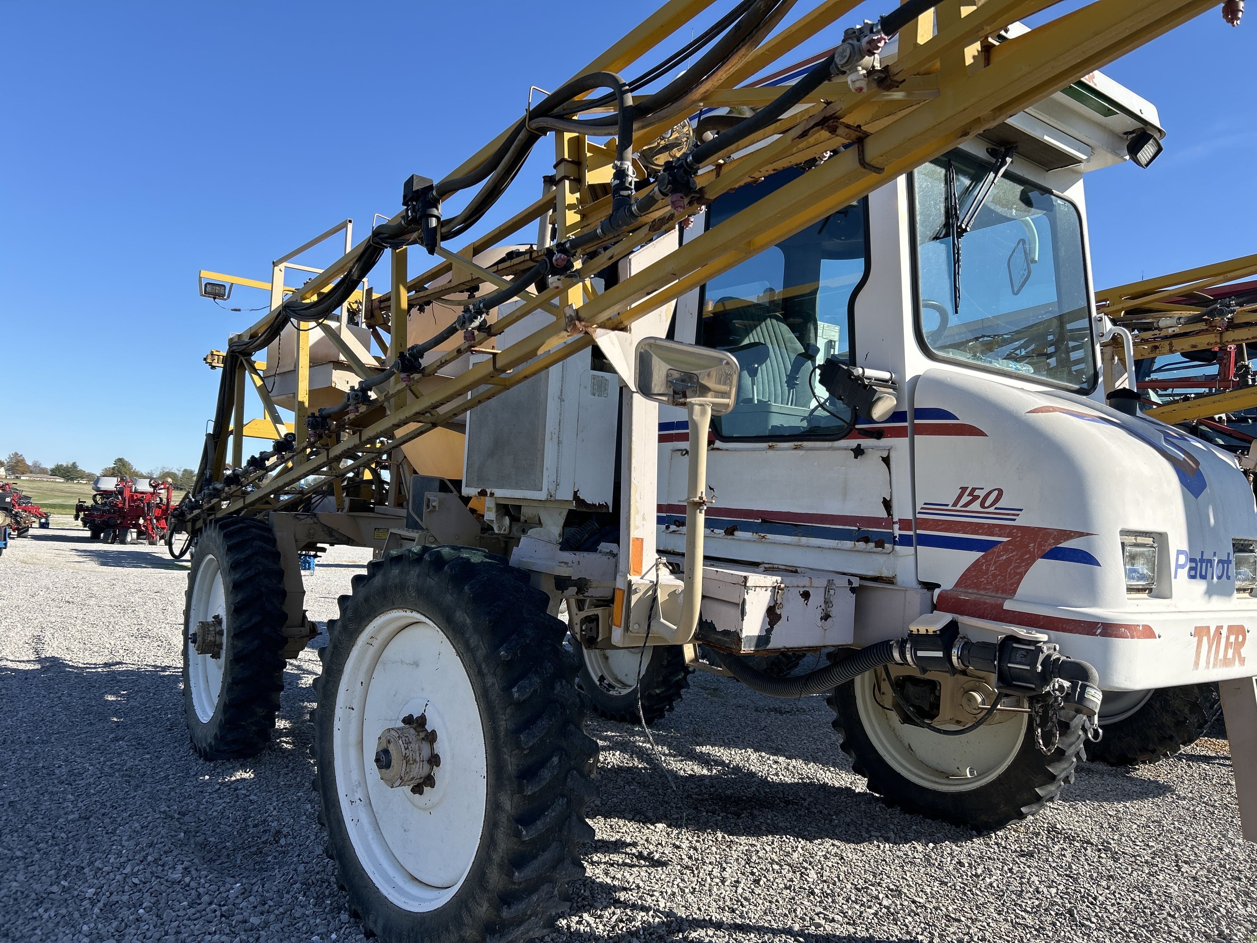 1997 Tyler Patriot 150 Equipment Image0