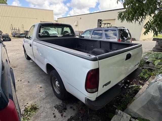 Image of Ford F-150 equipment image 3
