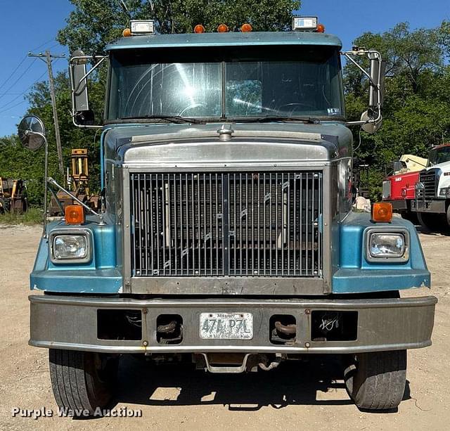 Image of Volvo Autocar equipment image 1