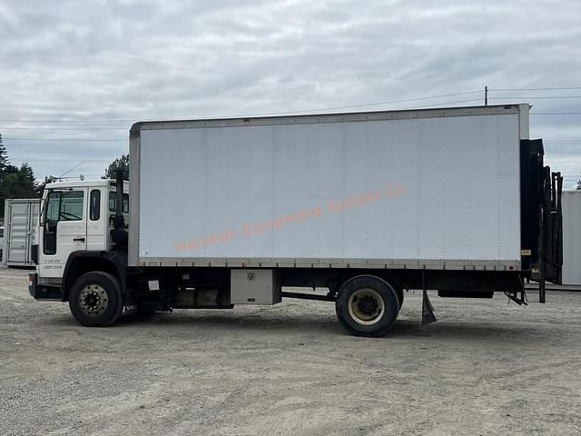 Image of Volvo FE equipment image 2