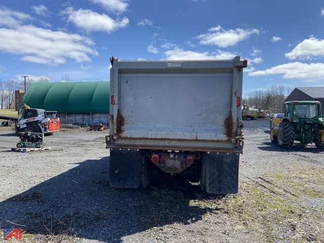 Image of Volvo WG64F equipment image 3