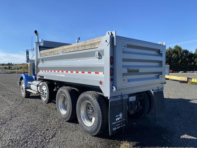 Image of Western Star 4900 equipment image 2