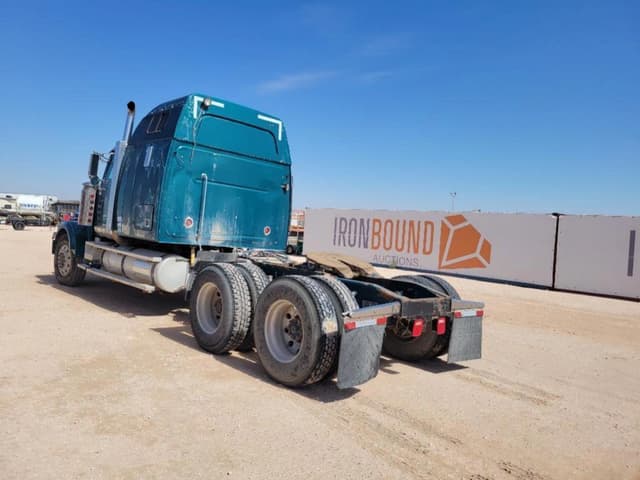 Image of Western Star 4964EX equipment image 2