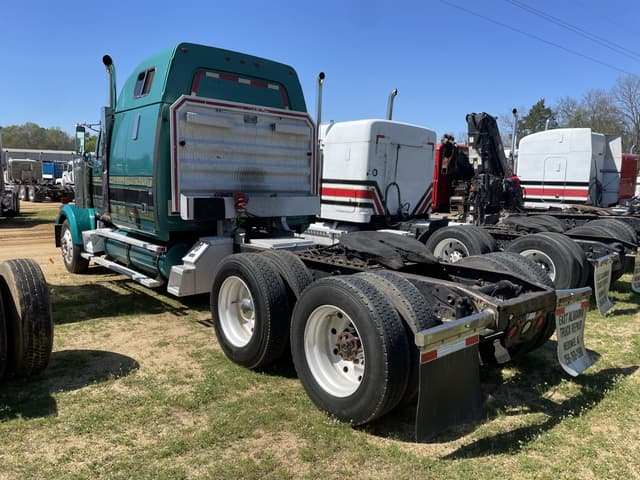Image of Western Star 4964FX equipment image 1