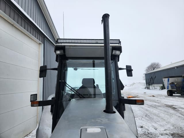 Image of White 6105 equipment image 4