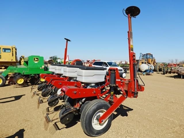 Image of White 6100 equipment image 3