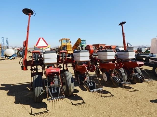 Image of White 6100 equipment image 2