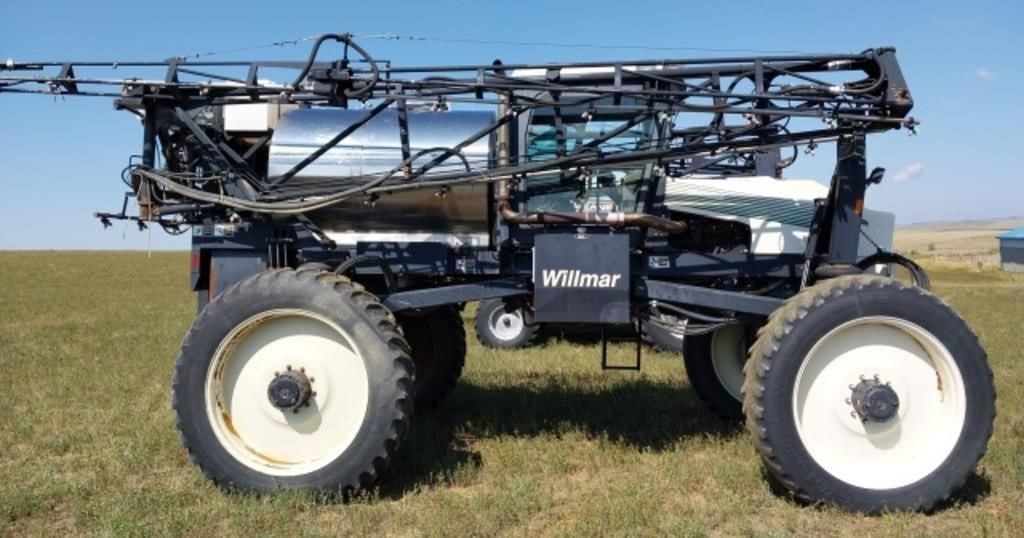 1997 Willmar Eagle 8100 Equipment Image0