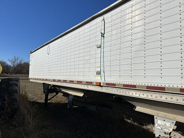 Image of Wilson Grain Trailer equipment image 4