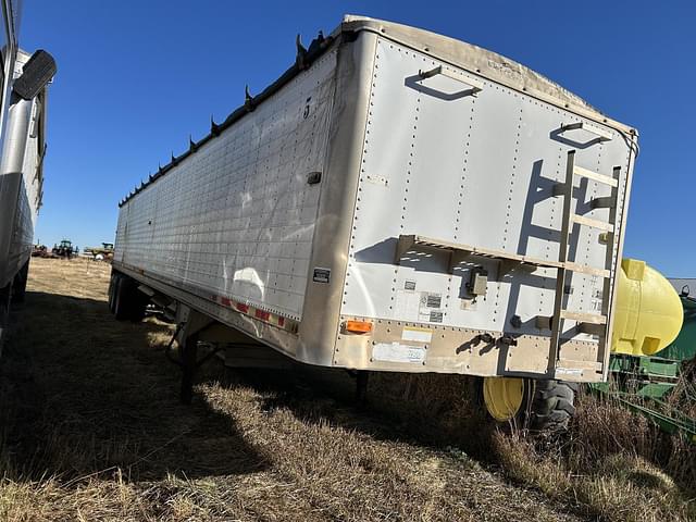 Image of Wilson Grain Trailer equipment image 2