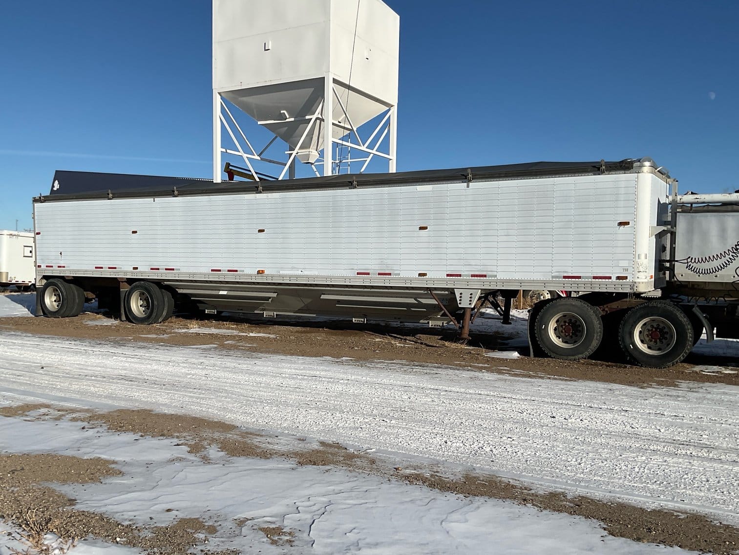 1998 Timpte Super Hopper Equipment Image0