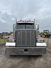 Main image Peterbilt 379 3