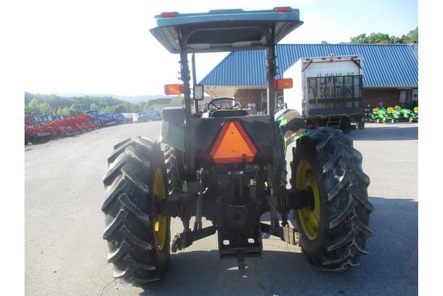 Image of John Deere 5310 equipment image 4