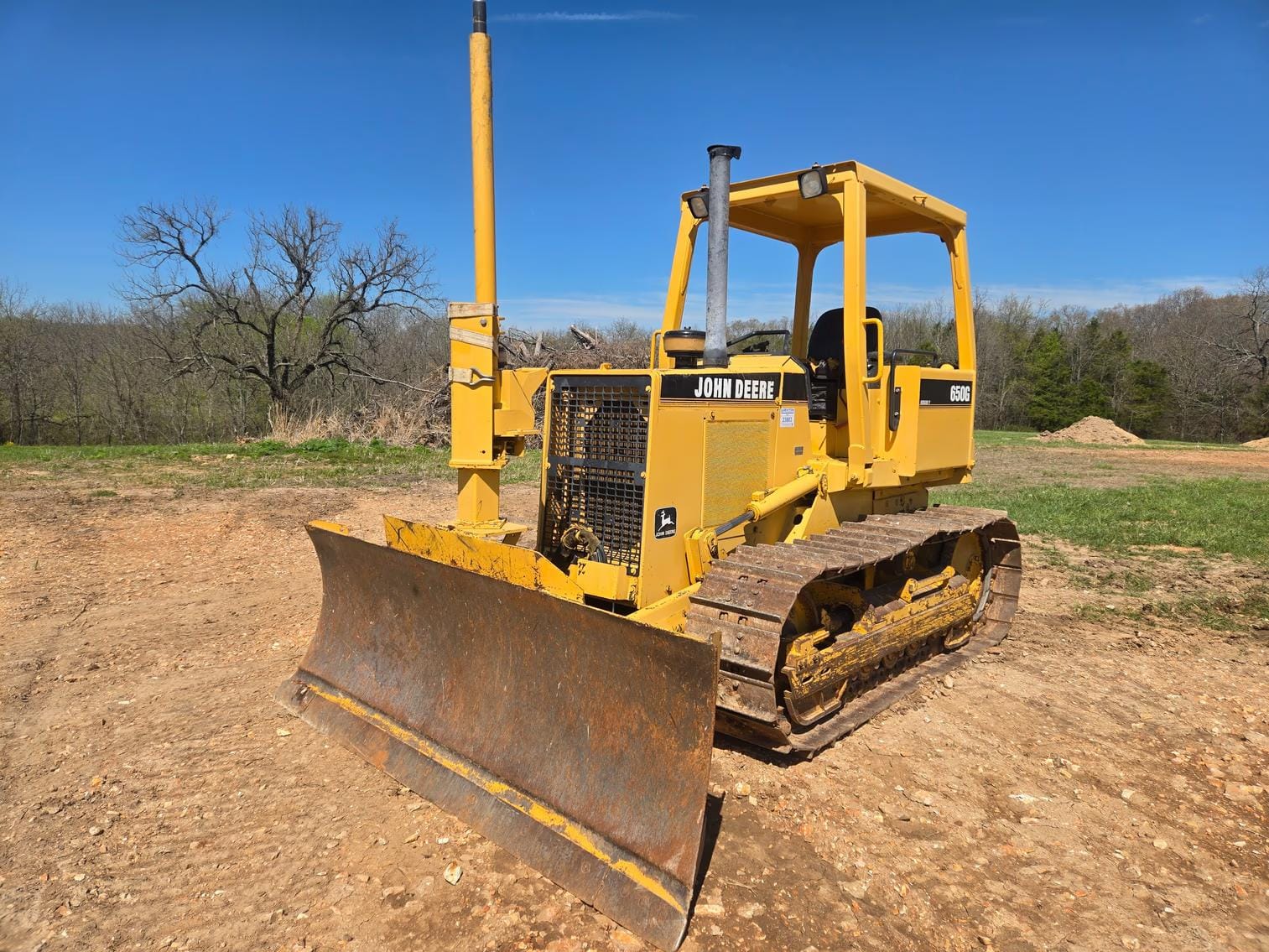 1998 John Deere 650G Equipment Image0