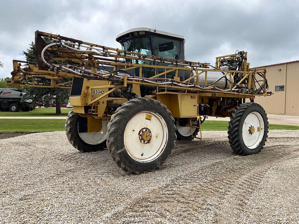 Main image Ag-Chem RoGator 854