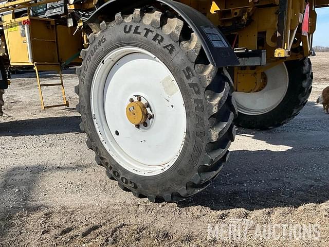 Image of Ag-Chem RoGator 854 equipment image 4