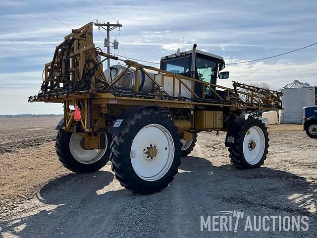 Image of Ag-Chem RoGator 854 equipment image 2