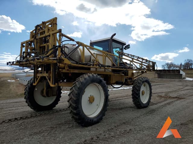 Image of Ag-Chem RoGator 854 equipment image 3