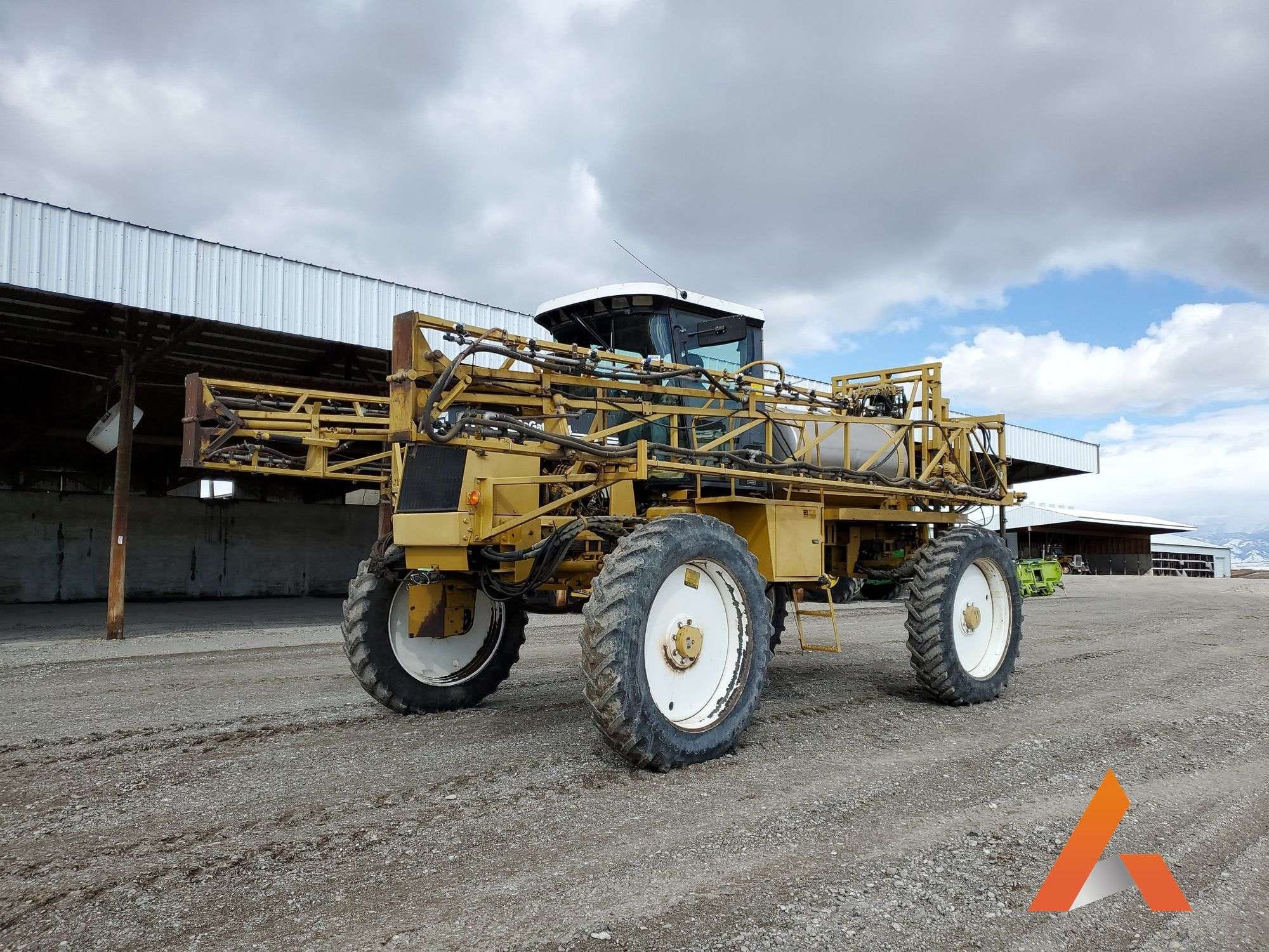 1998 Ag-Chem RoGator 854 Equipment Image0
