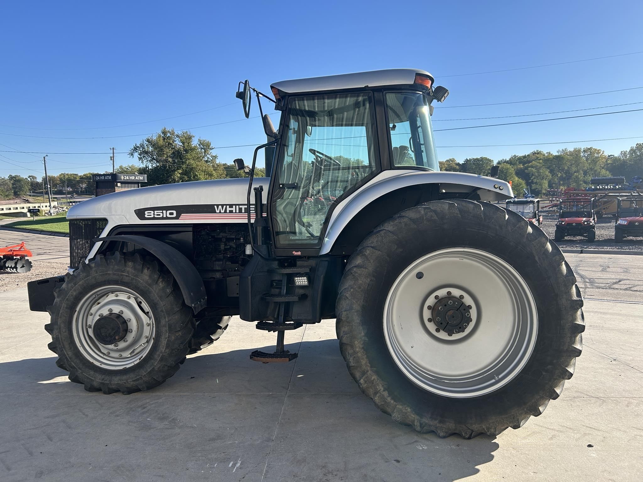 1998 AGCO White 8510 Equipment Image0