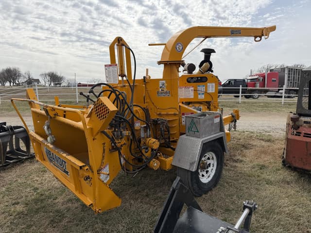 Image of Bandit 250XP equipment image 3