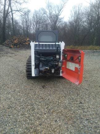 Image of Bobcat 763 equipment image 3