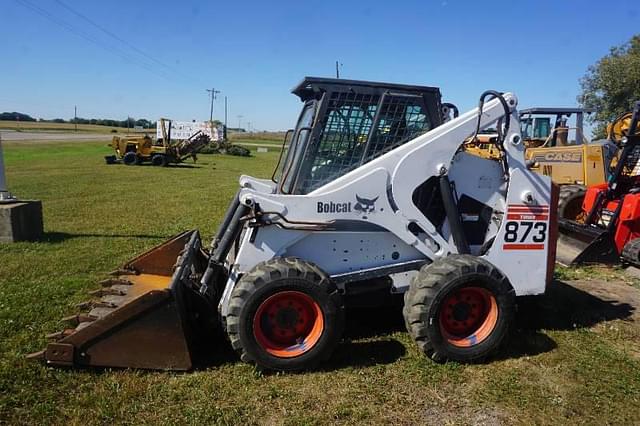 Image of Bobcat 873 equipment image 1