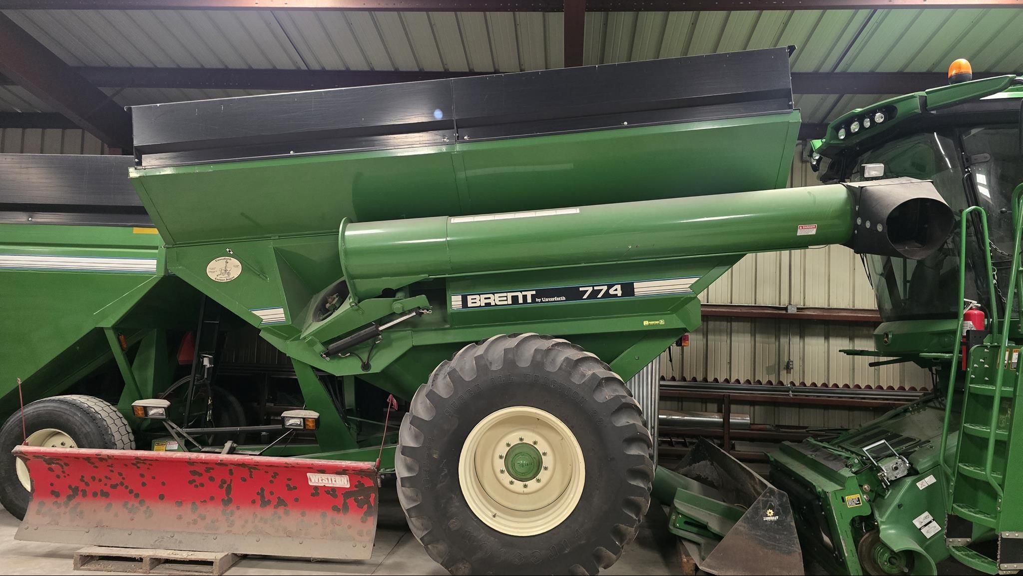 Main image Brent 774