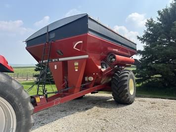 Main image Brent 974