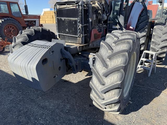 Image of Buhler Versatile 2210 equipment image 3