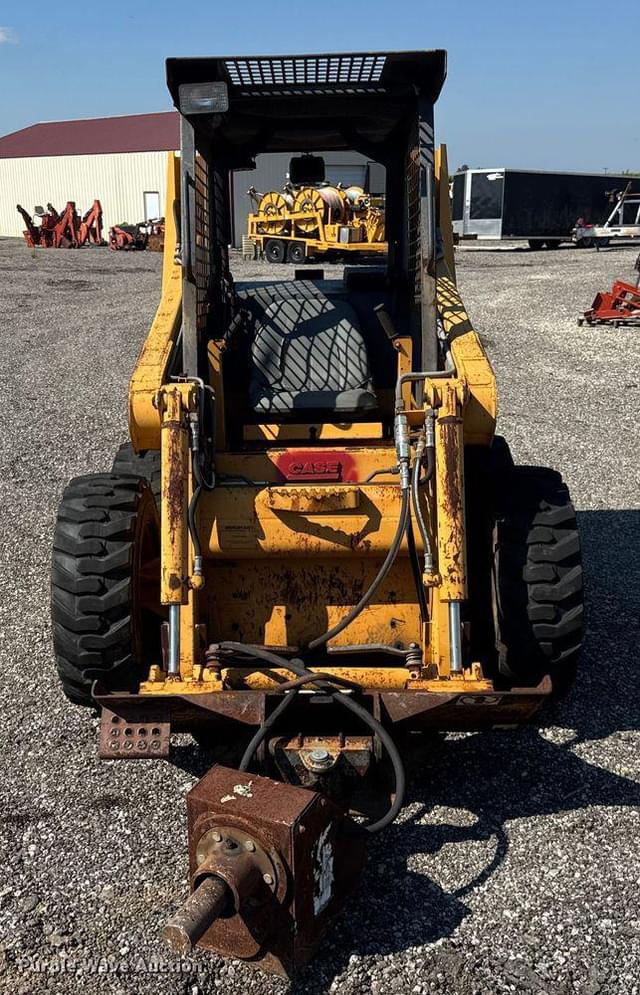 Image of Case 1838 equipment image 1