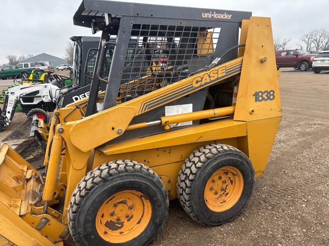 Image of Case 1838 equipment image 3