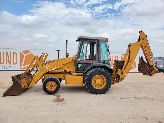 Image of Case 580L equipment image 1