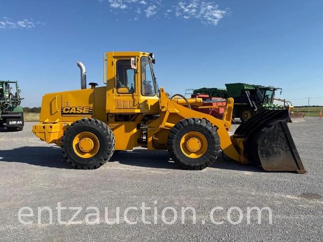 Image of Case 621B equipment image 3