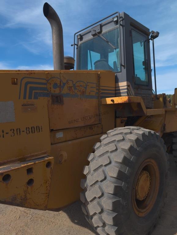 Image of Case 721B equipment image 3