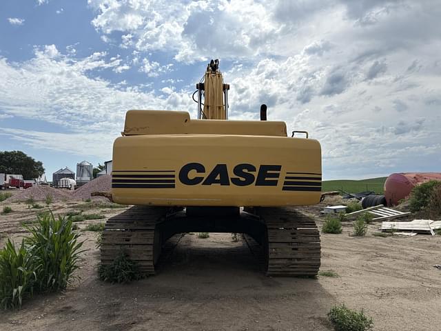 Image of Case 9050B equipment image 3