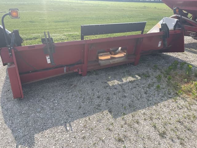 Image of Case IH 1063 equipment image 2